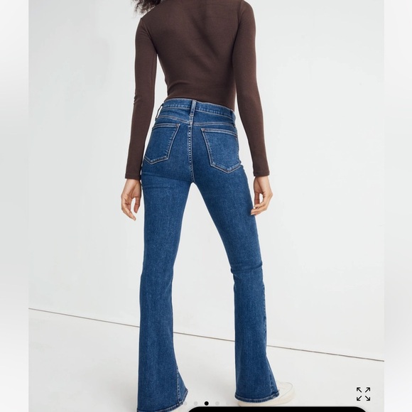 Madewell Skinny Flare‎ Jeans in Sevier Wash: Seamed Edition 29 - Picture 2 of 8